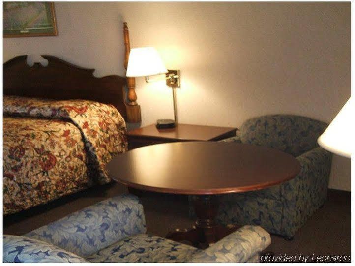 Red Carpet Inn And Suites Scranton Bagian luar foto